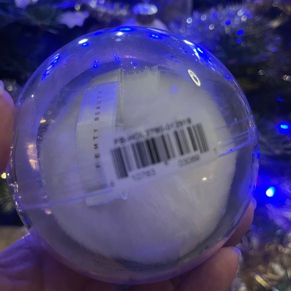 Fenty Fairy Bomb Ornament 3.8g NWT discontinued - Picture 6 of 6